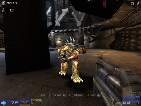  Unreal Tournament: Walka z potworami kosmosu w wirtualnej arenie!