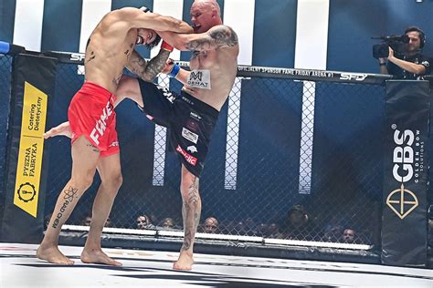 World Fighter: Krwawa batalia o los wszechświata!